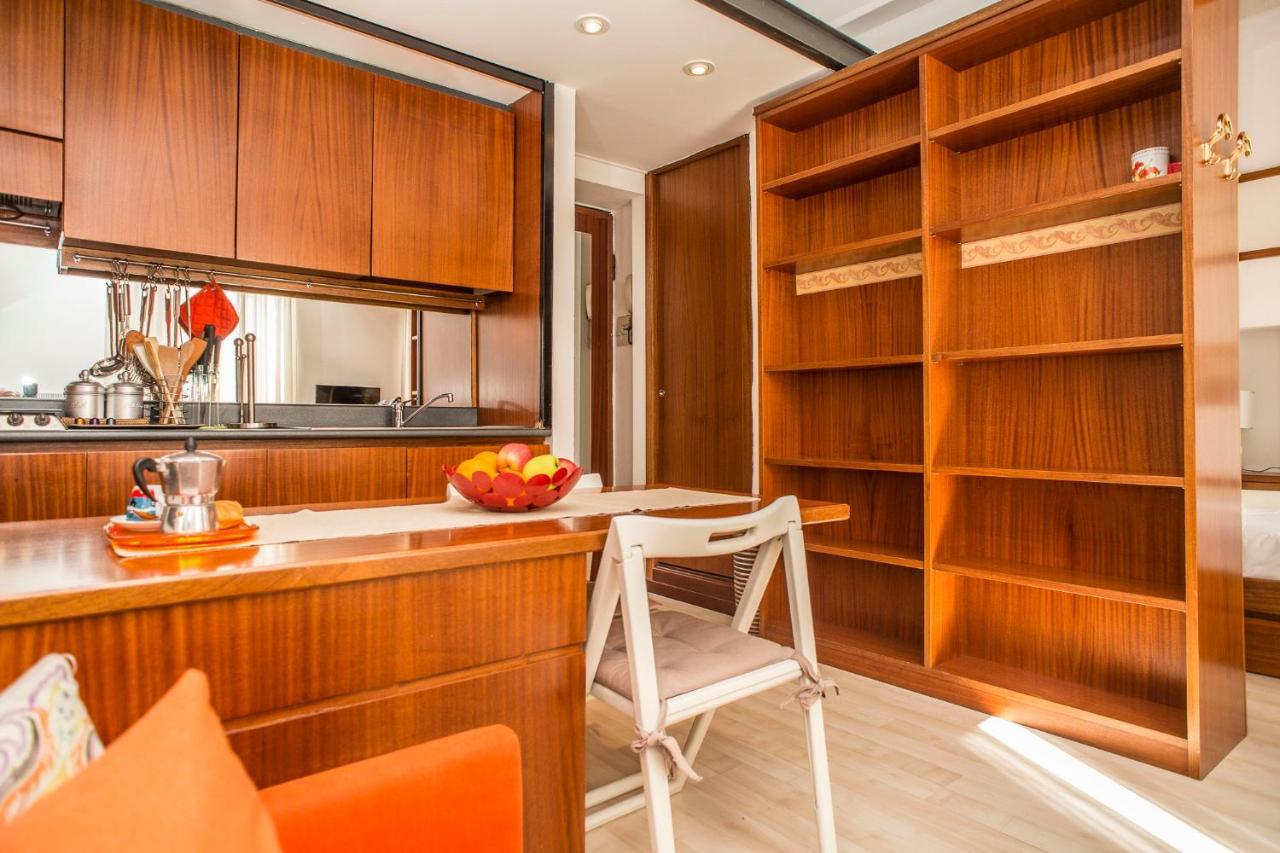 Living - Via Fiori Chiari 26 Apartment Mailand