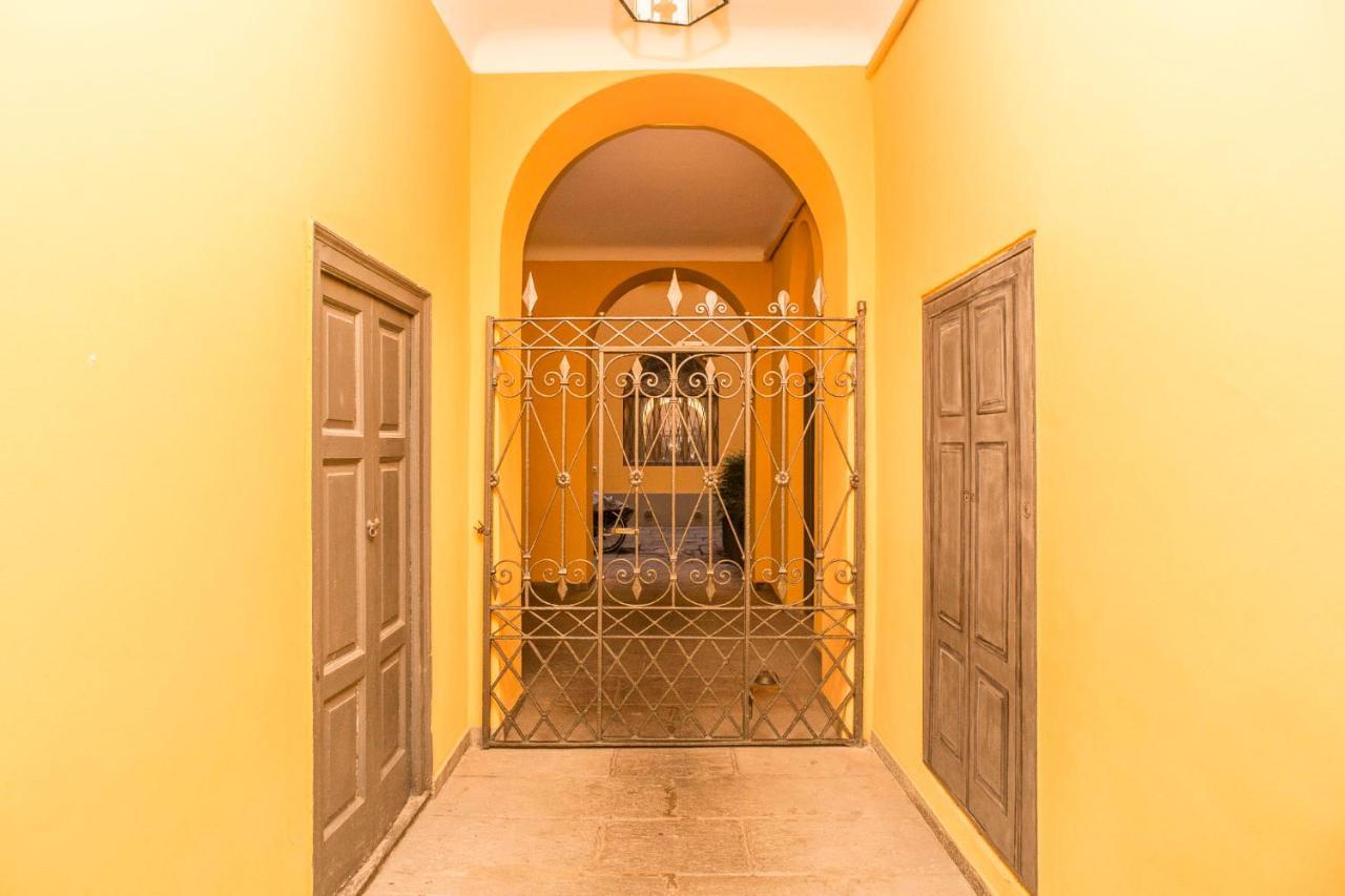 Apartment Living - Via Fiori Chiari 26